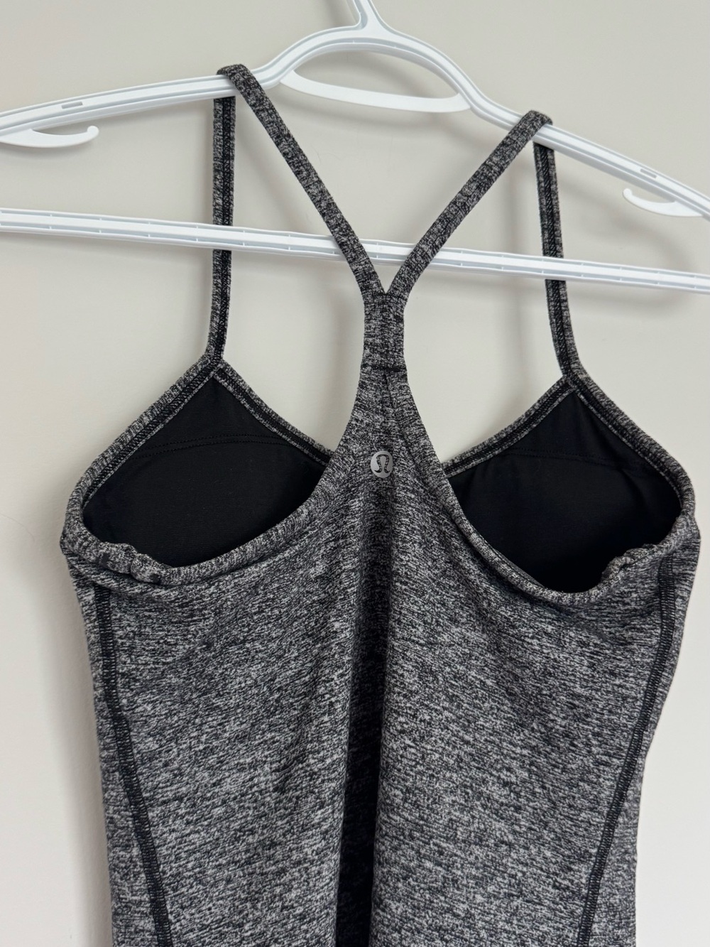Lululemon Power Y Tank Heathered Black - Picture 5 of 5